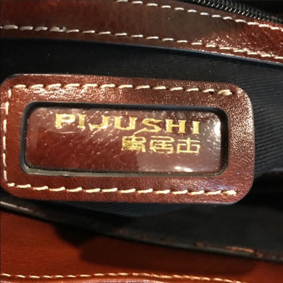 Pijushi Alligator Embossed Leather Handbag - Picture 3 of 6